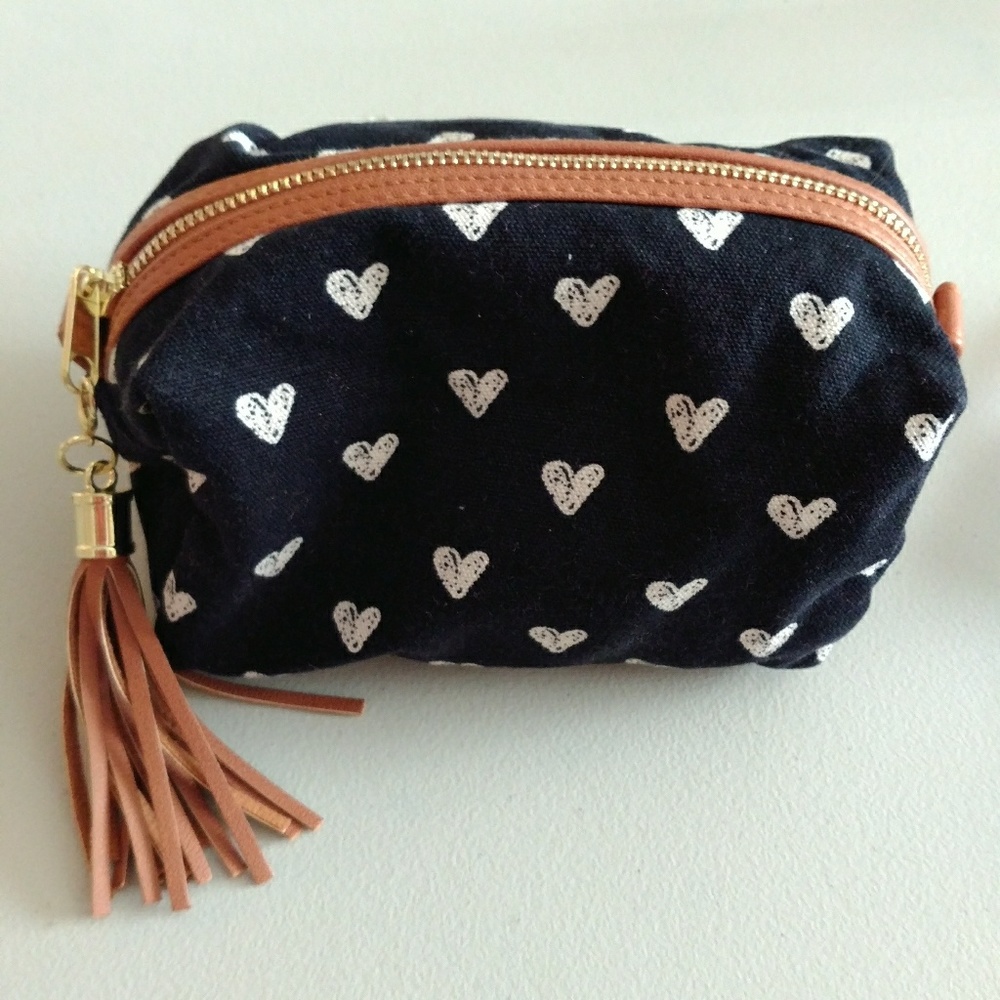 Mossimo Cosmetic Accessory Bag